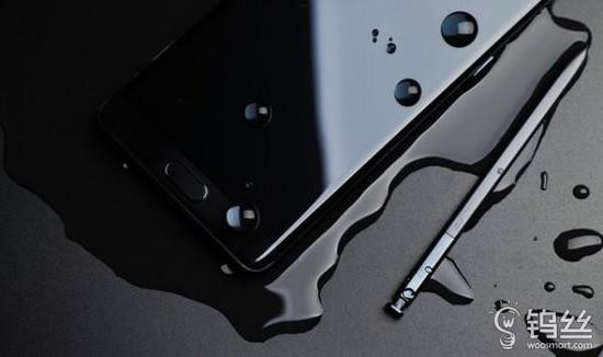 三星深陷爆炸門的背后 你手機里的電池安全嗎？_pic1