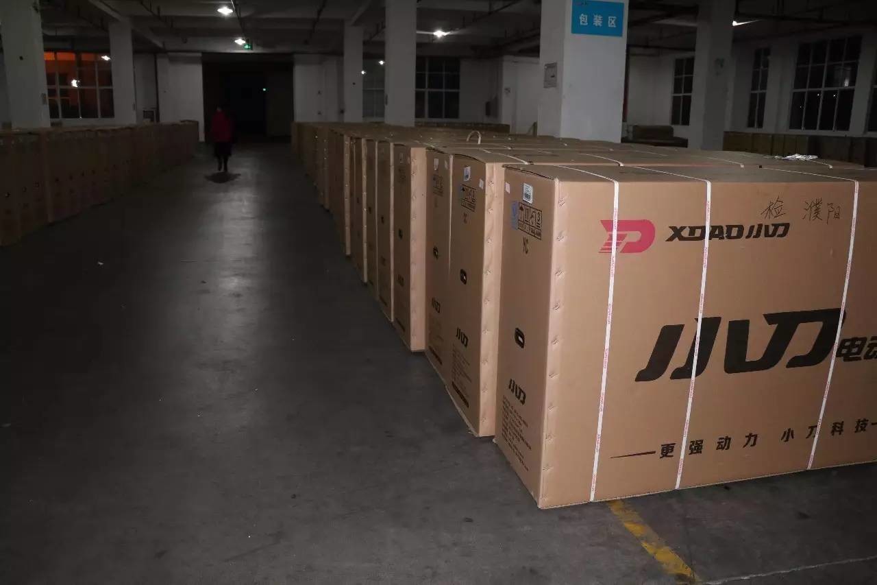 專業(yè)生產(chǎn)PVC護套、銅排、鋁排、新能源電池銅/鋁軟連接-人禾電子